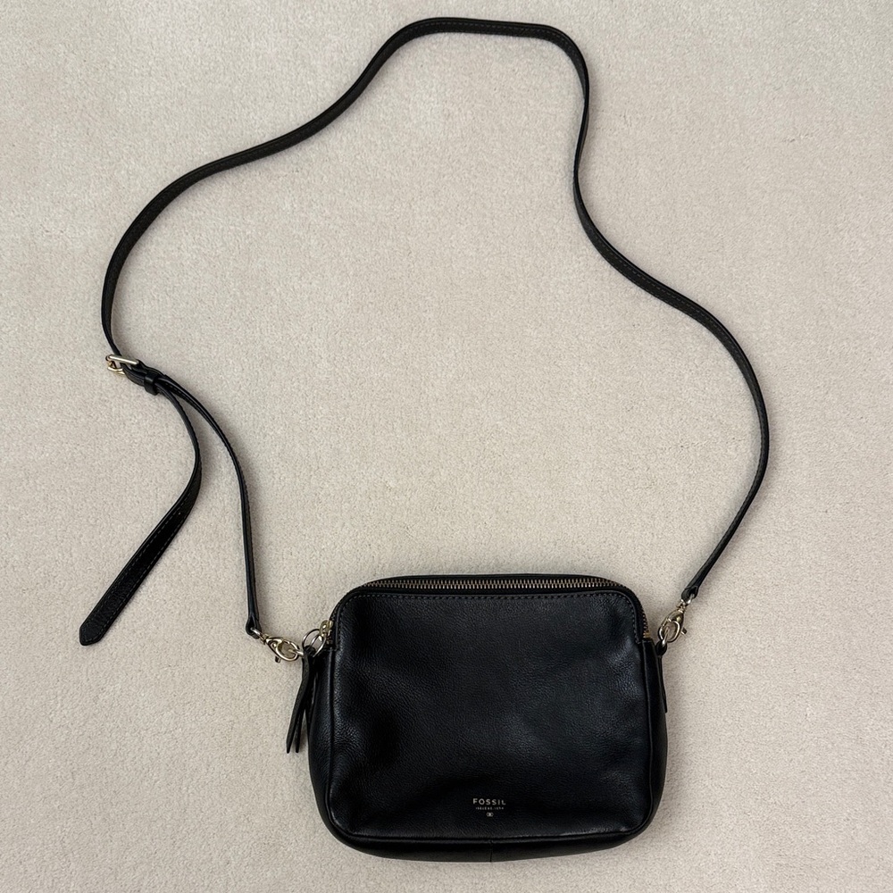 Fossil Classic Black Crossbody Bag